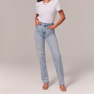 Abercrombie Ultra High Rise 90s Straight jeans